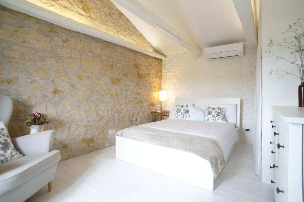 Ferienhaus Villa Alisia, wunderschönes Natursteinhaus bei Poreč, Istrien, Kroatien Vranje Selo Exterior foto